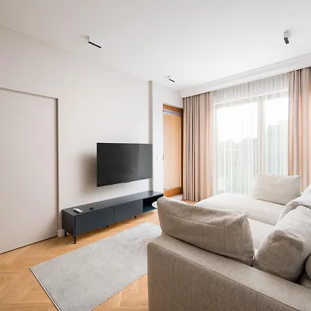 Apartment Metro Slodowiec Deluxe By Bookinghost *