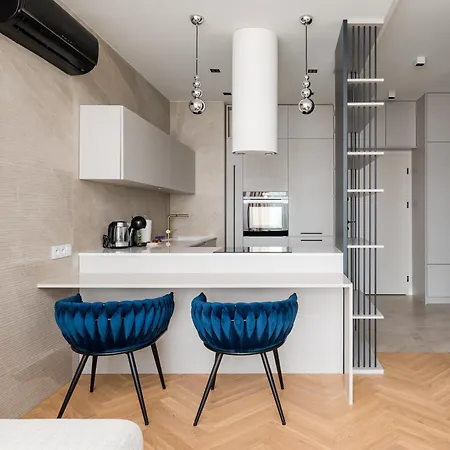 Apartment Metro Slodowiec Deluxe By Bookinghost Warsaw